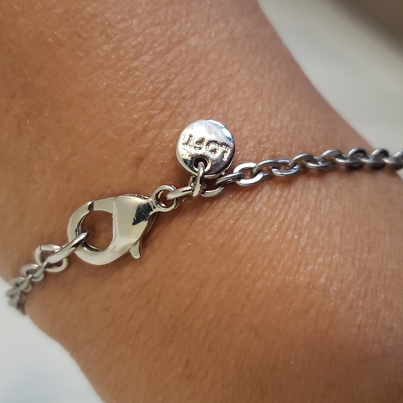 LOFT - Double Strand Necklace Silver/Gold. - Picture 7 of 9